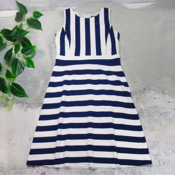 ANN TAYLOR Blue White Striped Sleeveless Fit Flare Dress Women’s Size 2 - Picture 5 of 13